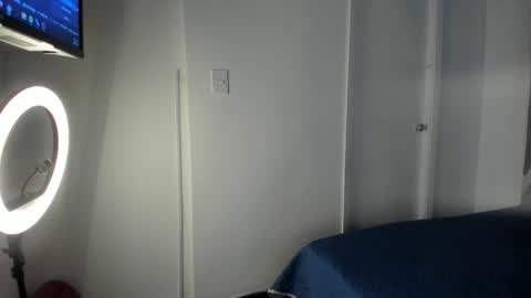 Moon online show from June 2026 06:09:01 PM