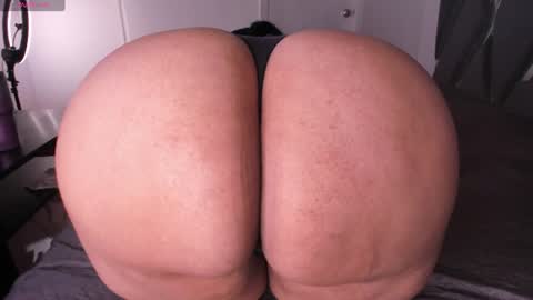 Moon online show from June 2026 07:01:02 PM