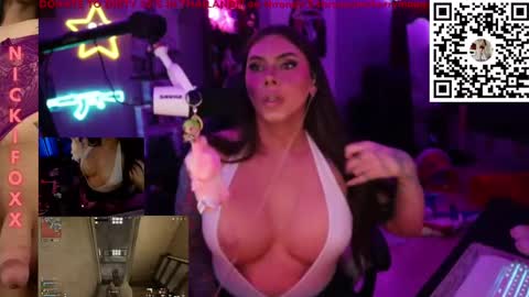 Nicki Foxx online show from September 2025 04:45:02 AM