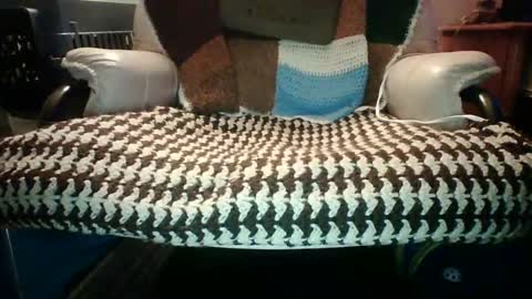 itsthick13 online show from August 2026 04:15:02 AM