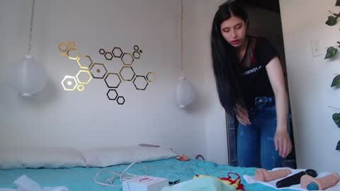 Snapshot of ivana_rose chatting on February 2025 10:21:01 PM Adris online show from February 2025 10:21:01 PM