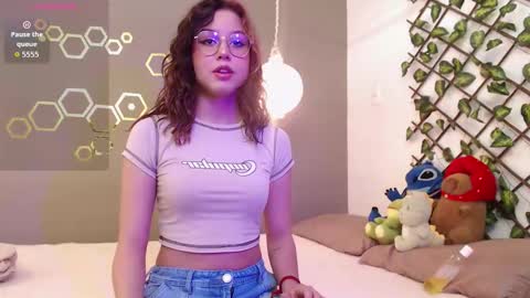 Snapshot of ivana_rose chatting on October 2025 08:20:02 PM Adris online show from October 2025 08:20:02 PM