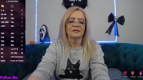 ivanacharm online show from November 2025 04:25:01 AM
