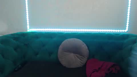 ivanacharm online show from January 2026 04:28:01 AM