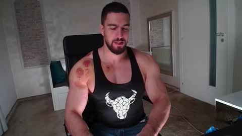 IvanHydee online show from March 2026 05:44:01 AM