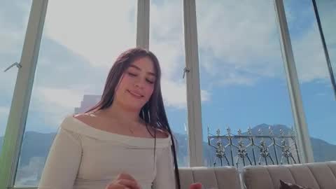 Ivanna West online show from October 2025 01:33:02 PM