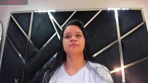 ivannaa18 online show from October 2025 03:29:02 AM