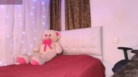  Ivon  Miss Jones  online show from June 2026 04:40:01 AM
