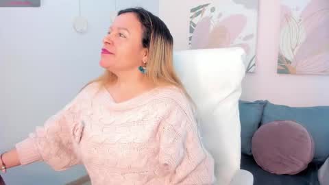 Ivonne online show from March 2026 12:44:01 PM