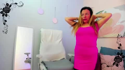 Ivonne online show from March 2026 02:13:01 PM