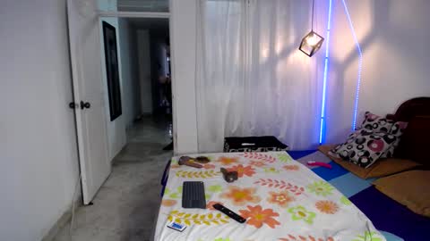 Snapshot of ivonne__hot chatting on January 2025 08:18:02 PM ivonne__hot online show from January 2025 08:18:02 PM