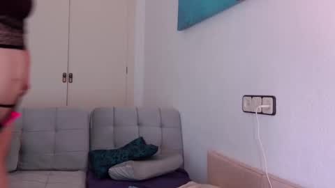 Snapshot of ivonne_hilton chatting on January 2025 12:32:02 PM Ivonne online show from January 2025 12:32:02 PM