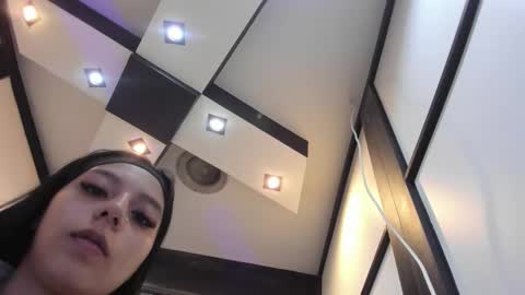 ivonneprince online show from October 2025 12:39:01 PM