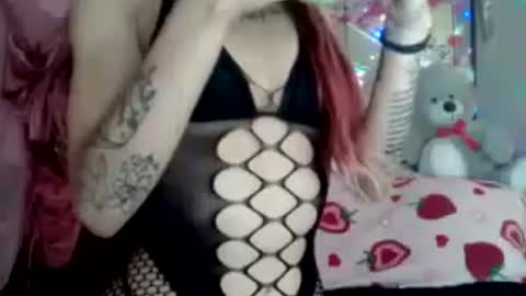 ivorytrixx online show from June 2026 04:01:01 AM