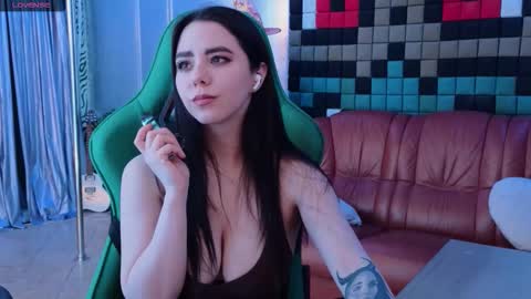 ivorywood_ online show from January 2026 02:30:02 PM