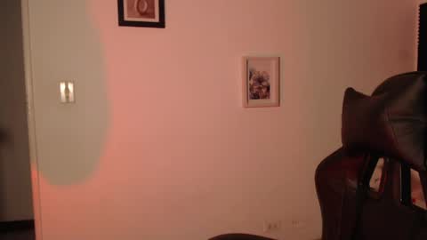 Snapshot of ivvy_bloom chatting on May 2026 01:03:02 AM IVVY online show from May 2026 01:03:02 AM
