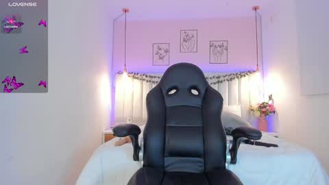 Snapshot of ivy___collins chatting on January 2025 01:39:02 AM maria online show from January 2025 01:39:02 AM