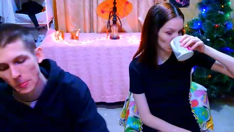 Ivy and Lester online show from December 2024 05:09:01 PM