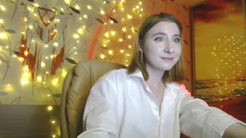 Snapshot of ivy_dean_ chatting on January 2025 12:39:02 AM Ivy online show from January 2025 12:39:02 AM