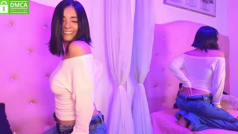 Snapshot of ivy_gail chatting on April 2026 06:09:01 AM IVY online show from April 2026 06:09:01 AM