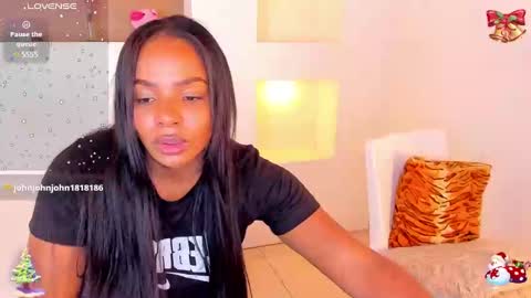 Snapshot of ivybliss8 chatting on December 2024 02:53:01 PM i v y b l i s s online show from December 2024 02:53:01 PM