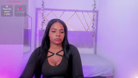 i v y  b l i s s online show from December 2025 08:06:01 PM