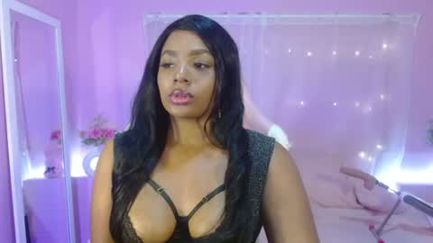 Snapshot of ivybliss8 chatting on June 2026 04:43:02 AM i v y b l i s s online show from June 2026 04:43:02 AM