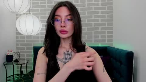 Ivy online show from May 2026 01:46:01 AM