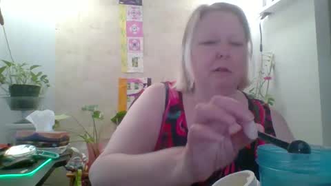 Snapshot of ivyjane3522 chatting on April 2026 03:17:02 PM ivyjane3522 online show from April 2026 03:17:02 PM