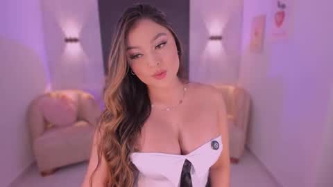 Ivy online show from December 2025 01:25:01 AM