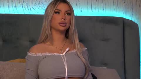 Snapshot of ivyrubens chatting on January 2025 06:16:01 AM Ivy online show from January 2025 06:16:01 AM