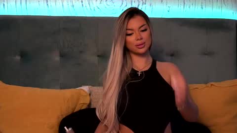 Snapshot of ivyrubens chatting on February 2025 08:17:02 AM Ivy online show from February 2025 08:17:02 AM