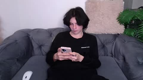 Maxim online show from February 2025 07:33:02 PM