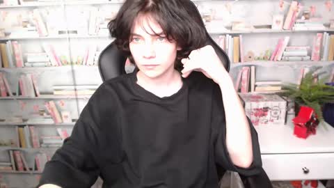 Maxim online show from February 2025 08:42:02 PM