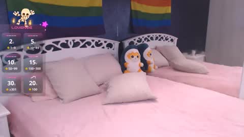 Maxim online show from November 2025 10:06:01 AM