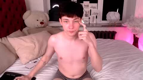 Maxim online show from March 2026 12:38:02 AM