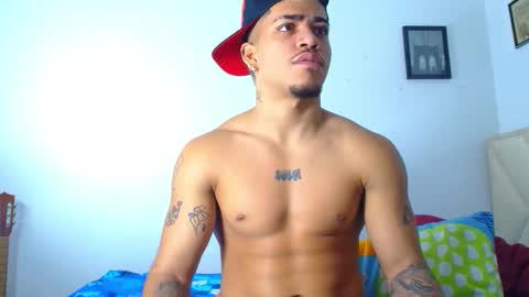 izaack online show from December 2025 03:07:02 PM