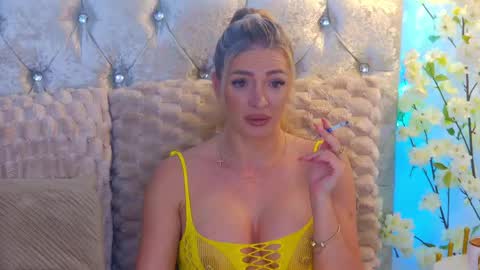 Izabella online show from May 2026 03:36:02 AM