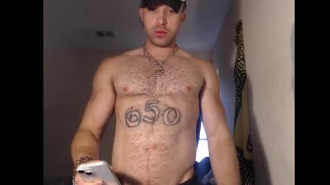 Snapshot of izak144 chatting on December 2024 05:33:01 PM izak144 online show from December 2024 05:33:01 PM