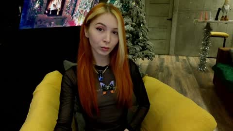 Snapshot of izi_fox chatting on December 2024 03:33:01 PM izi online show from December 2024 03:33:01 PM