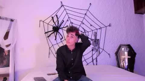 j_martony online show from October 2025 12:15:02 PM