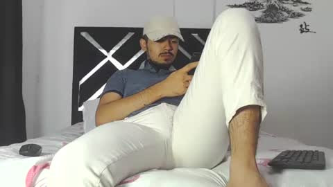 Snapshot of jack03xx_ chatting on January 2025 10:04:02 PM Jack online show from January 2025 10:04:02 PM