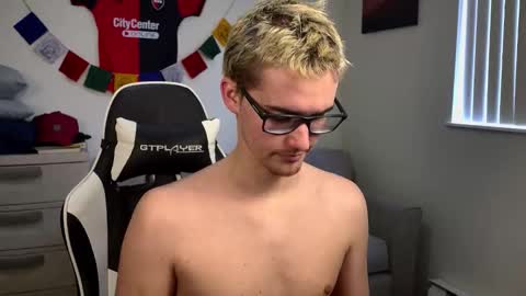 Snapshot of jack0kinky chatting on March 2026 07:40:01 PM JACK JACK online show from March 2026 07:40:01 PM