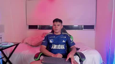 JACK CASTELL online show from January 2026 12:36:02 AM