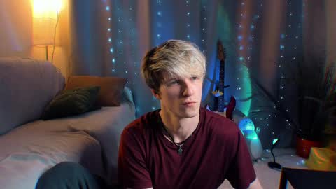 brestonsweet online show from April 2026 05:10:01 PM