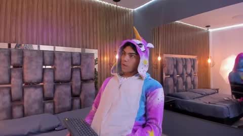 Snapshot of jack_sammy chatting on November 2025 04:45:02 AM Jack online show from November 2025 04:45:02 AM