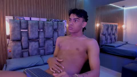 Snapshot of jack_sammy chatting on November 2025 04:34:02 AM Jack online show from November 2025 04:34:02 AM