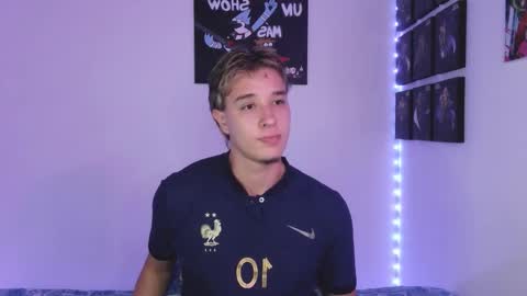 J online show from September 2025 04:34:02 AM