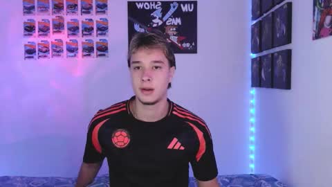 J online show from November 2025 07:31:01 AM