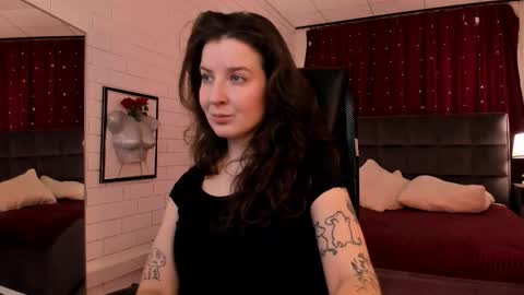 Snapshot of jackiebard chatting on October 2025 01:11:01 PM Jackie Byrd online show from October 2025 01:11:01 PM